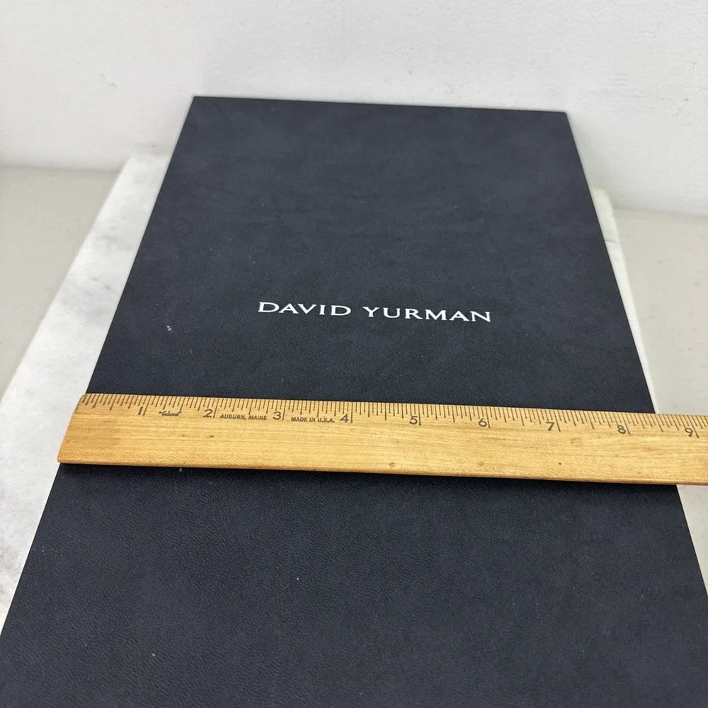 David Yurman Empty Gray/Black Leather extra Large necklace case